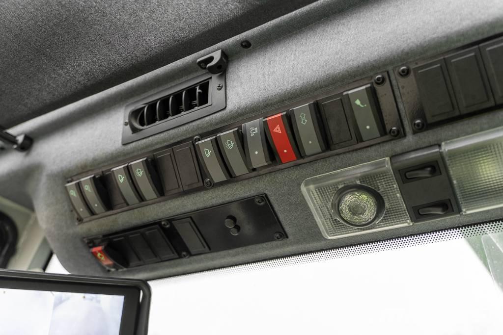 Sennebogen 821 E Колёсные экскаваторы