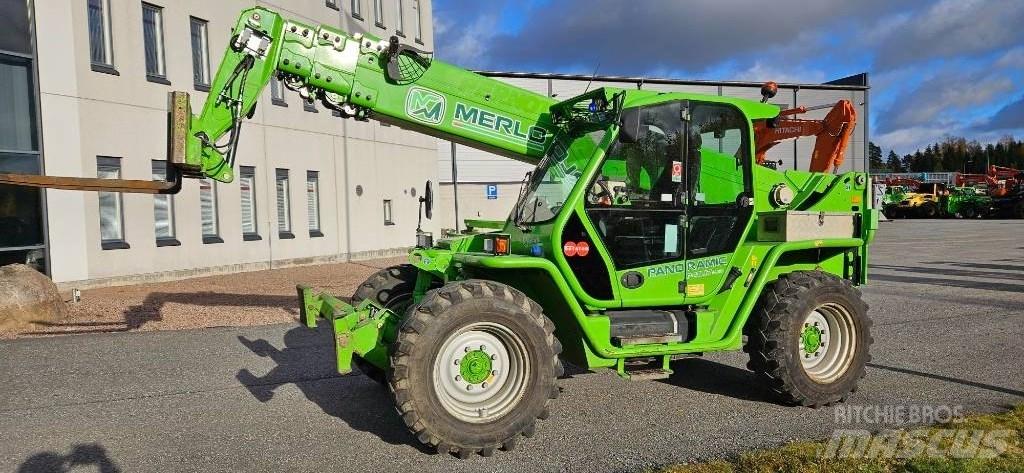 Merlo P40.17PLUS Телескопические погрузчики