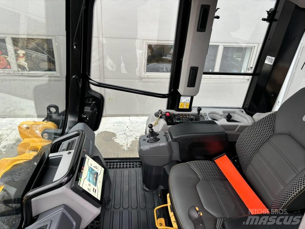 CAT 963 *MIETE/RENTAL Гусеничные фронтальные погрузчики