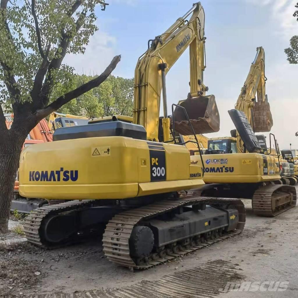 Komatsu PC 300 Гусеничные экскаваторы