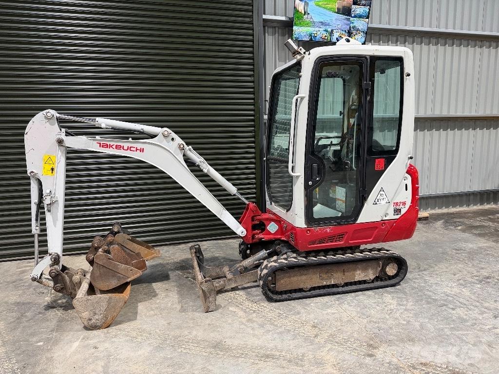 Takeuchi TB 216 Мини-экскаваторы
