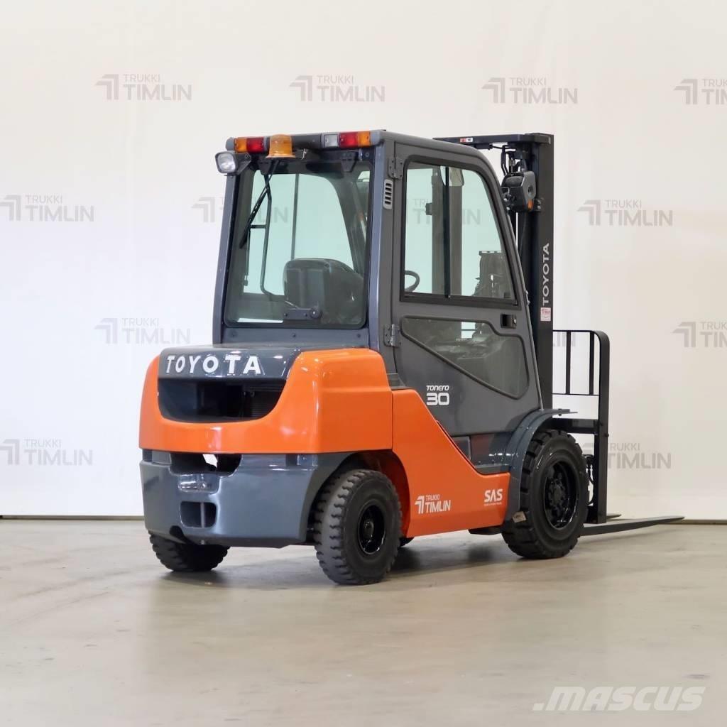 Toyota 02-8FDF30 Дизельные погрузчики