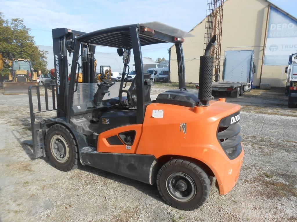 Doosan D50 SC-09 Дизельные погрузчики