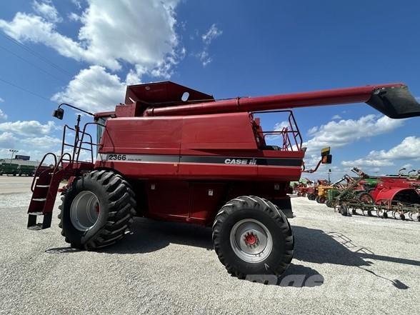 Case IH 2366 Зерноуборочные комбайны