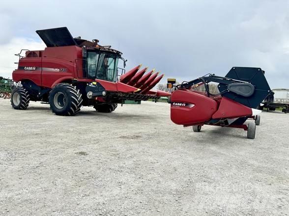 Case IH 5130 Зерноуборочные комбайны