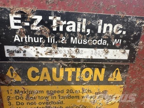 E-Z Trail 672 Прочие сельхоз-прицепы