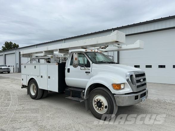 Ford F750 SD Строительная техника - Другие