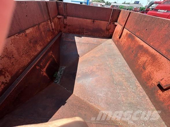 J&M 250 Прицепы перегрузчики зерна