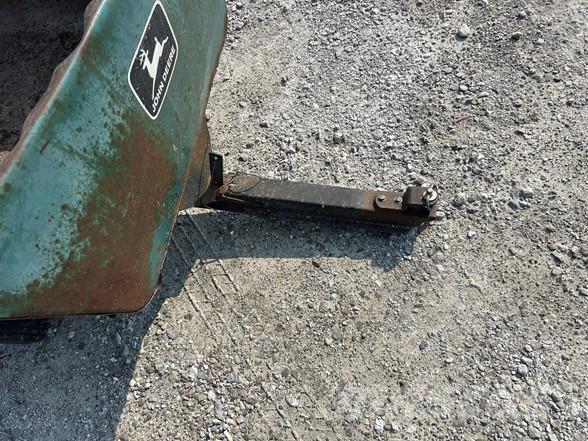 John Deere 15 Прочие сельхоз-прицепы