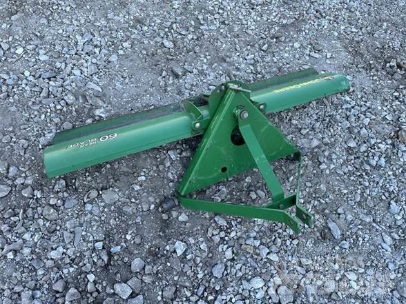 John Deere 60 Бульдозерные отвалы