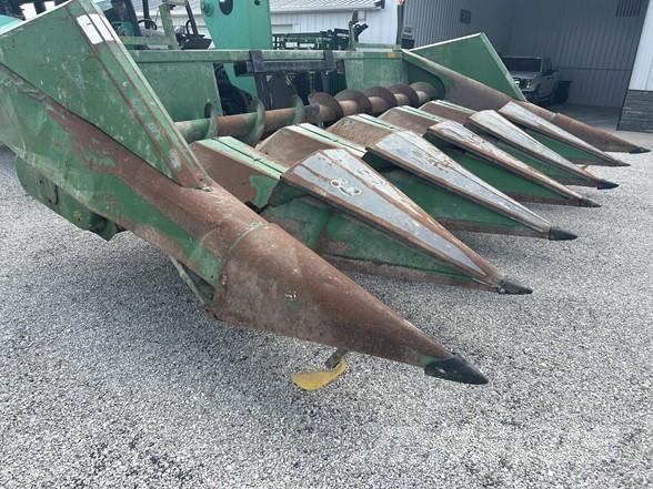 John Deere 643 Жатки
