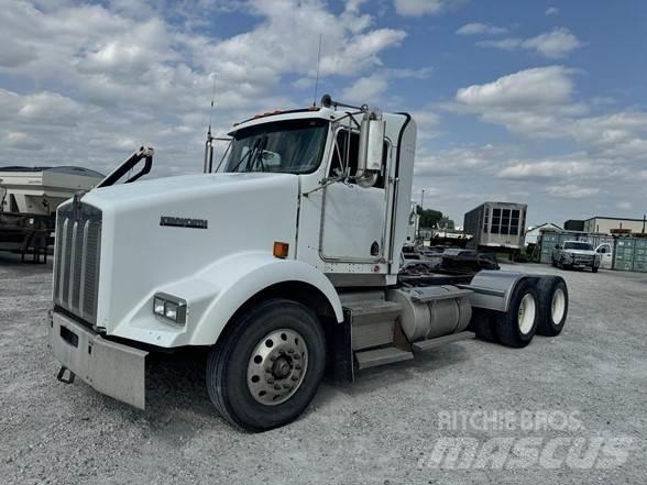 Kenworth T800 Седельные тягачи