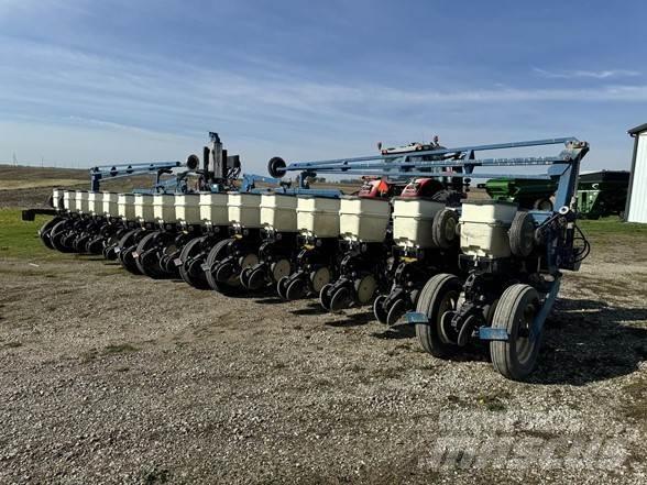 Kinze 3600 Сажалки