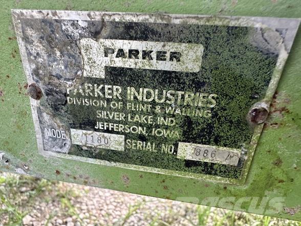 Parker 1180 Прицепы перегрузчики зерна