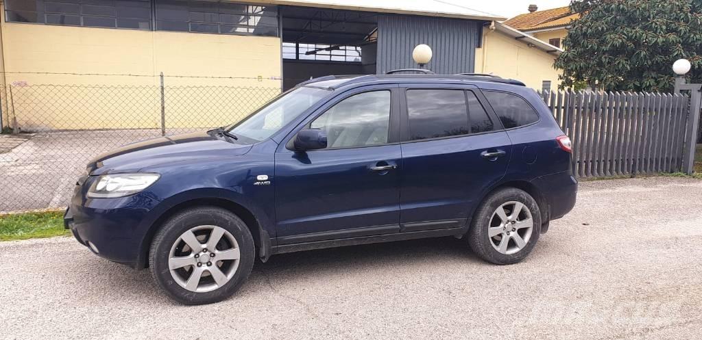 Hyundai SANTA FE Легковые автомобили