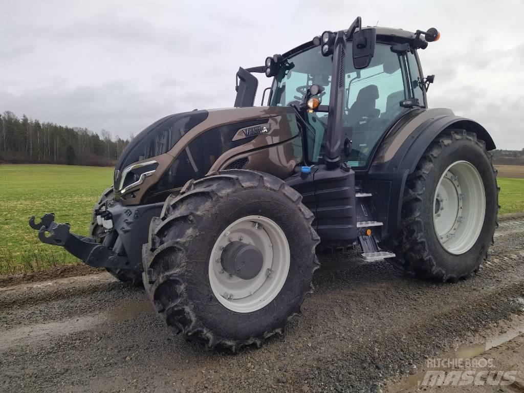 Valtra T 255 Versu Трактора