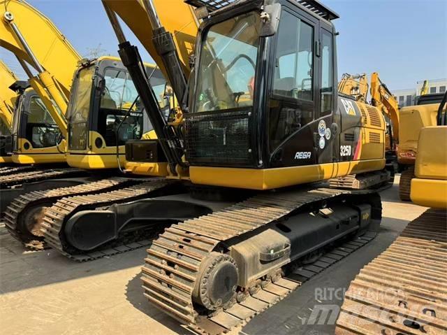 CAT 325 D L Гусеничные экскаваторы