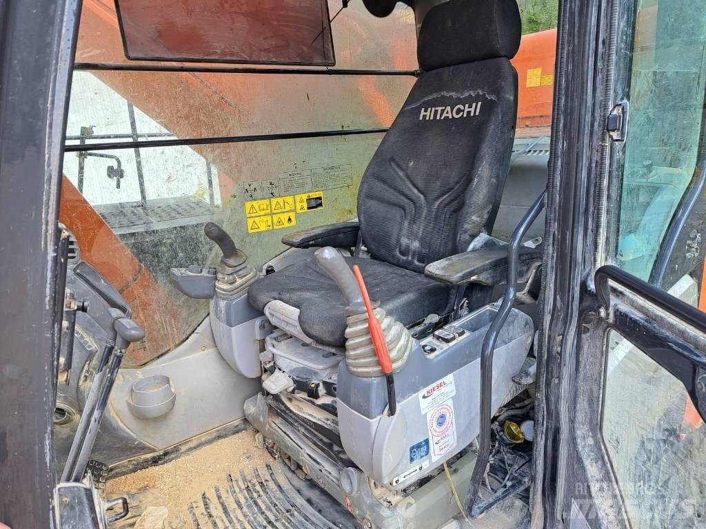 Hitachi ZX670ICH-5B Гусеничные экскаваторы