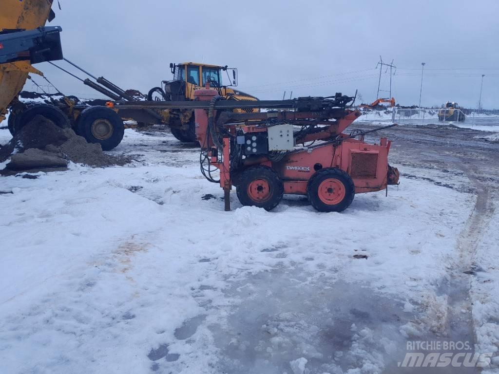 Tamrock COMMANDO 100 Буровые вышки