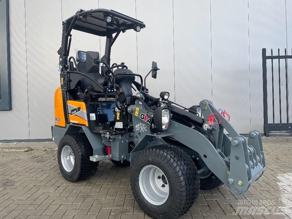 GiANT G1500 X-tra Многофункциональные сельскохозяйственные погрузчики