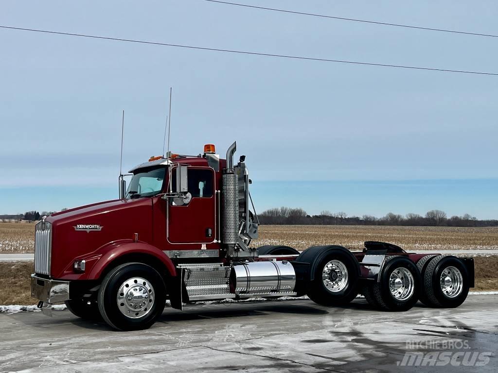 Kenworth T 800 Седельные тягачи
