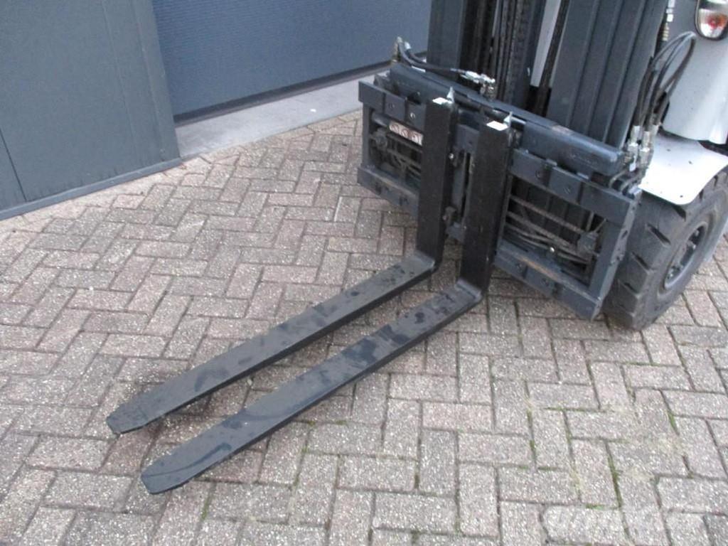 Still RX 60-25 Электропогрузчики