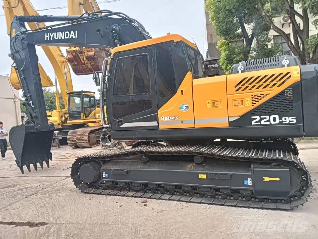 Hyundai 220 LC-9S Гусеничные экскаваторы