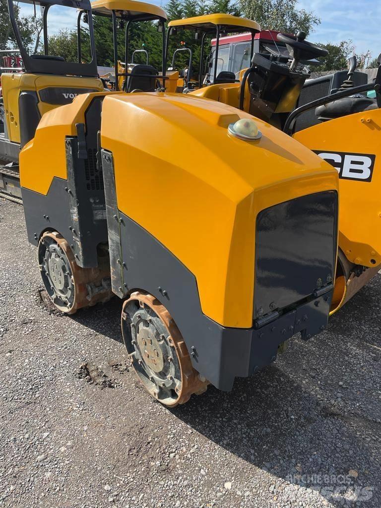Ammann ARR 1575 Уплотнители грунта