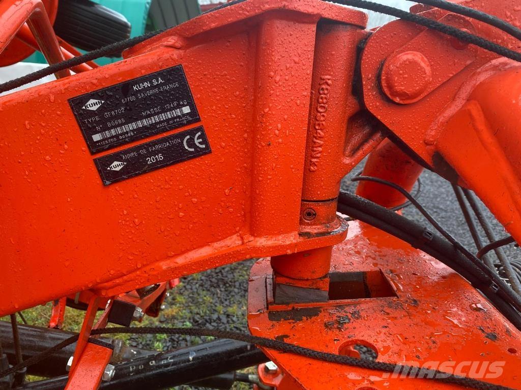 Kuhn GF8702 Грабли-ворошилки