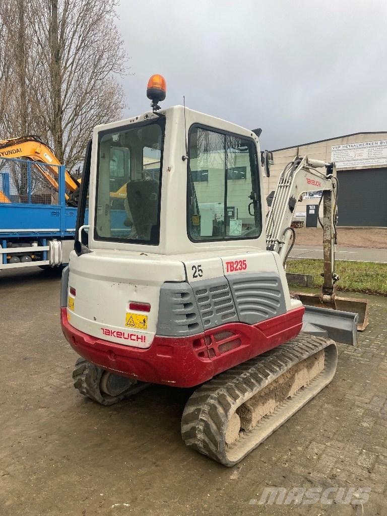 Takeuchi TB 235 Мини-экскаваторы