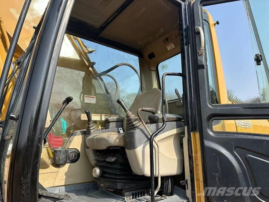 CAT 325 CL Гусеничные экскаваторы