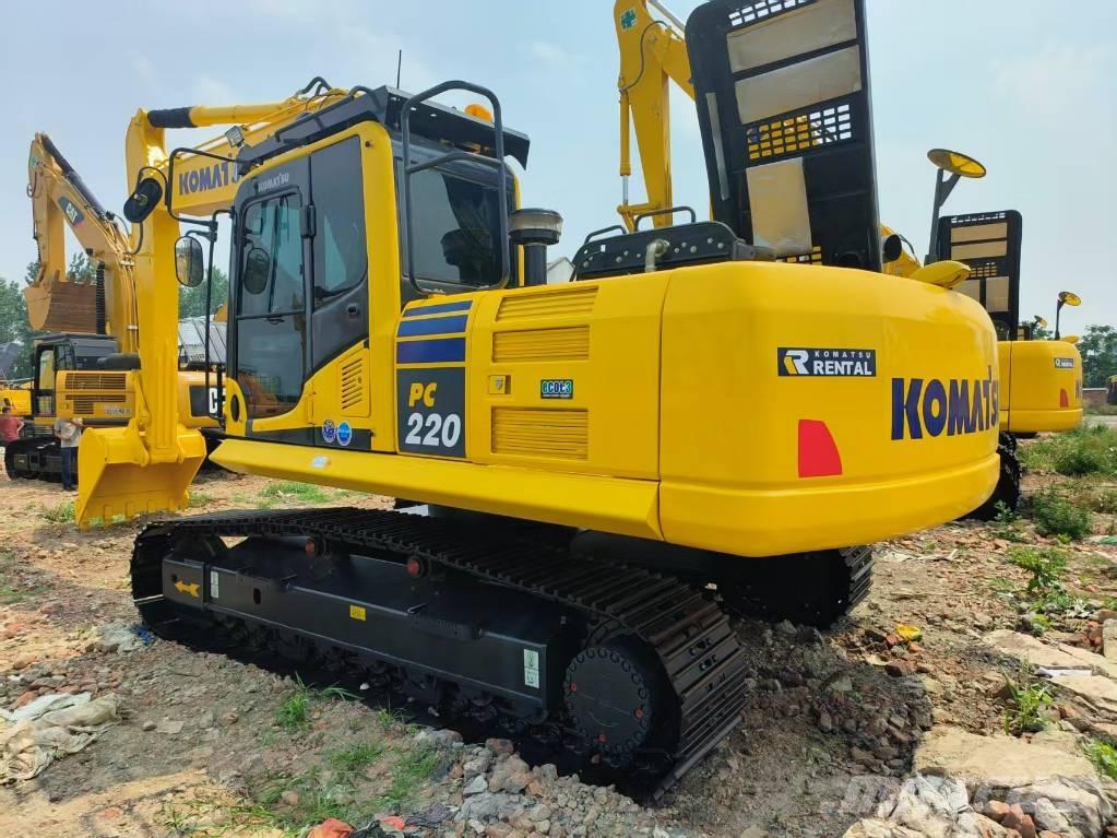 Komatsu PC 220-8 Гусеничные экскаваторы
