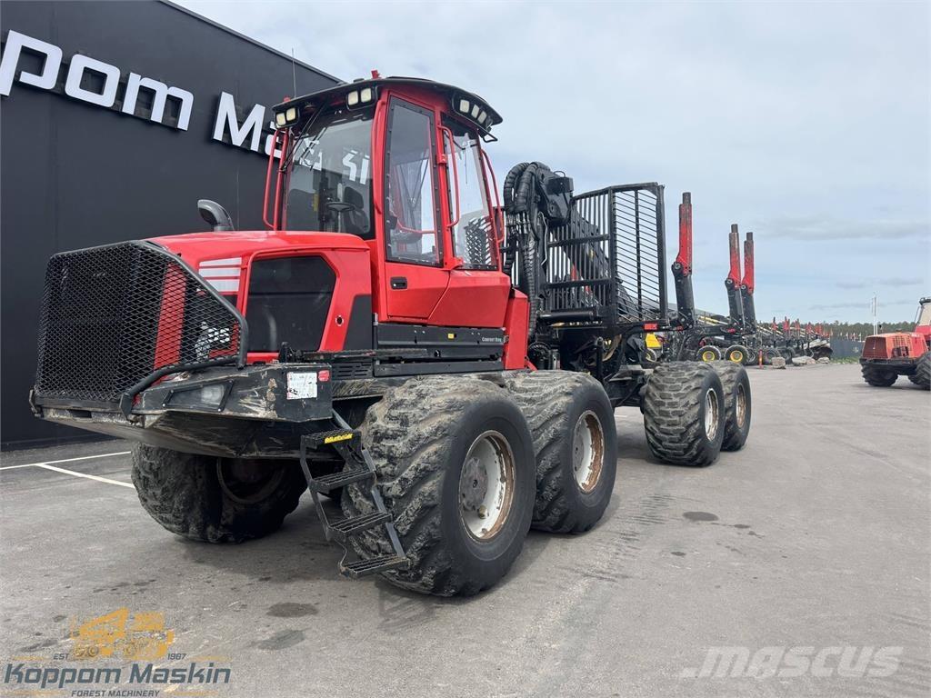 Komatsu 895 Форвардеры