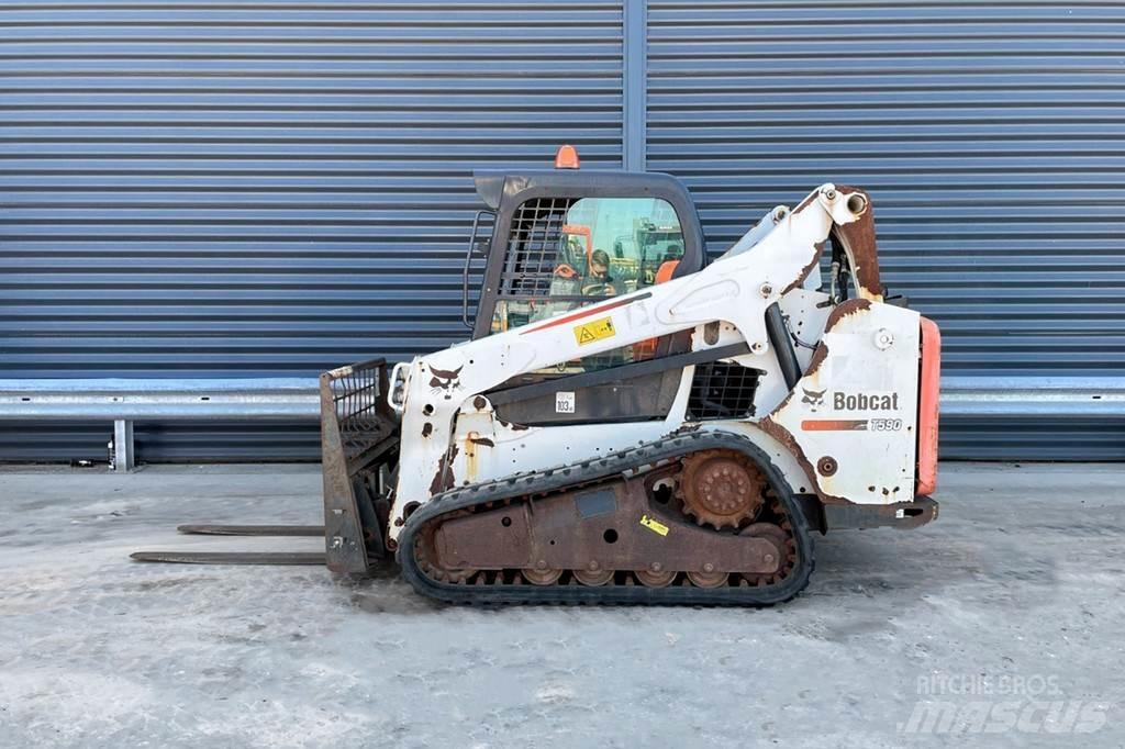 Bobcat T 590 Трелевочные трактора