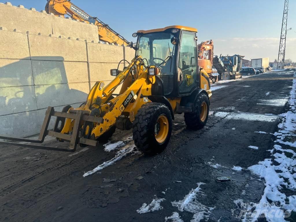 JCB 406 Фронтальные погрузчики