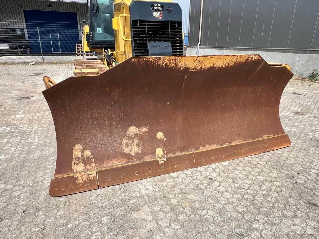 CAT D4-15VP Гусеничные бульдозеры