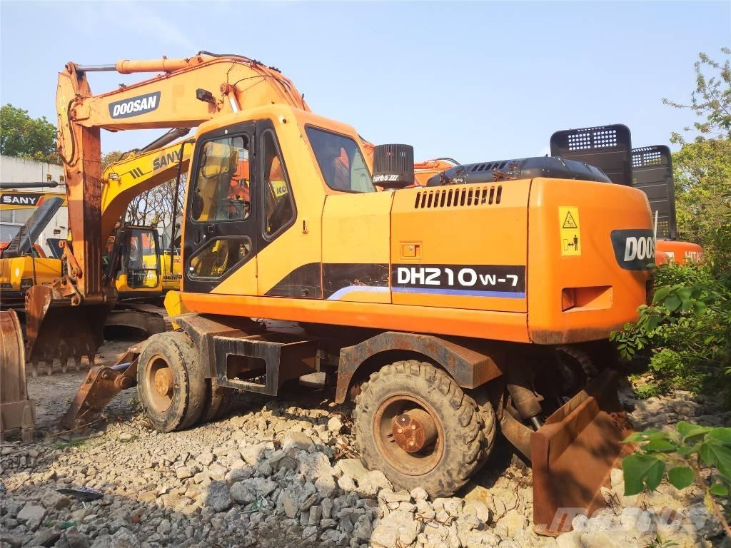 Doosan DH210W-7 Колёсные экскаваторы