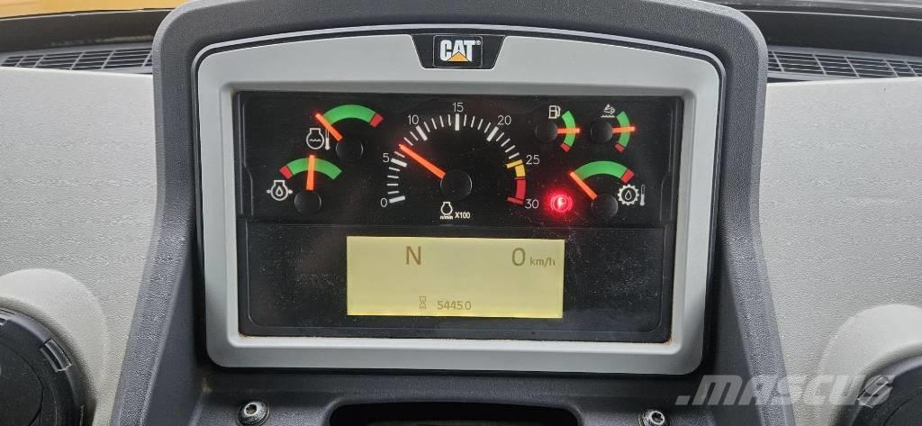 CAT 730 C Шарнирно-сочленённые самосвалы