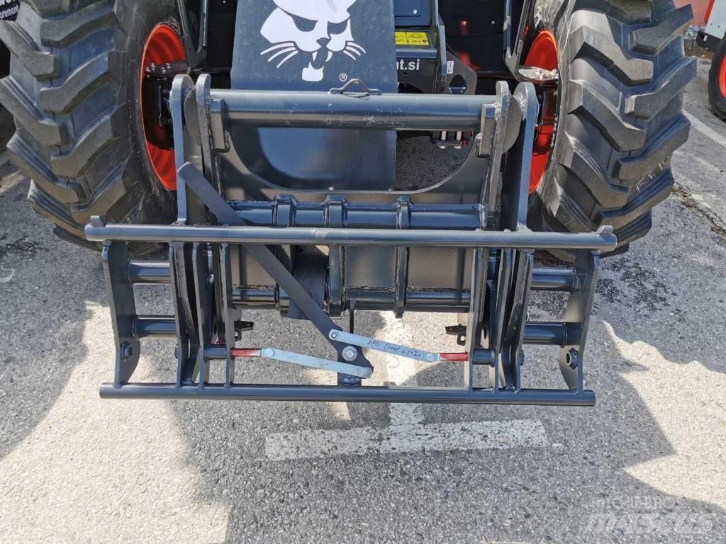 Bobcat ADAPTER EURO Сельскохозяйственные телескопические погрузчики