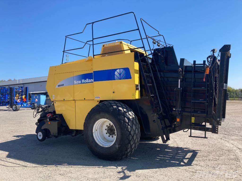 New Holland BB 980 Тюковые пресс-подборщики
