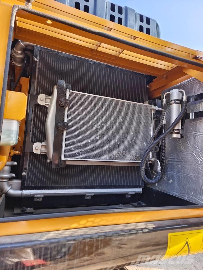 Sany SY 215 C Гусеничные экскаваторы