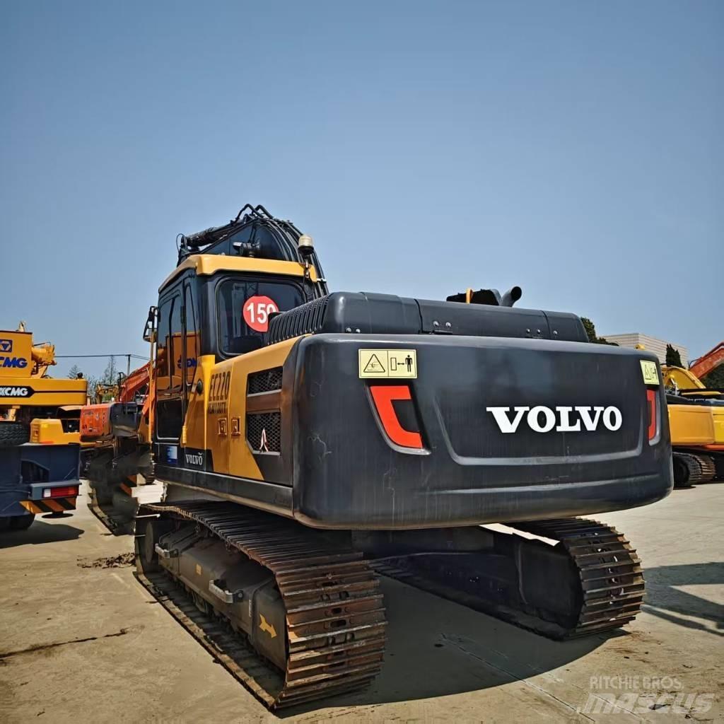 Volvo EC 220 Гусеничные экскаваторы
