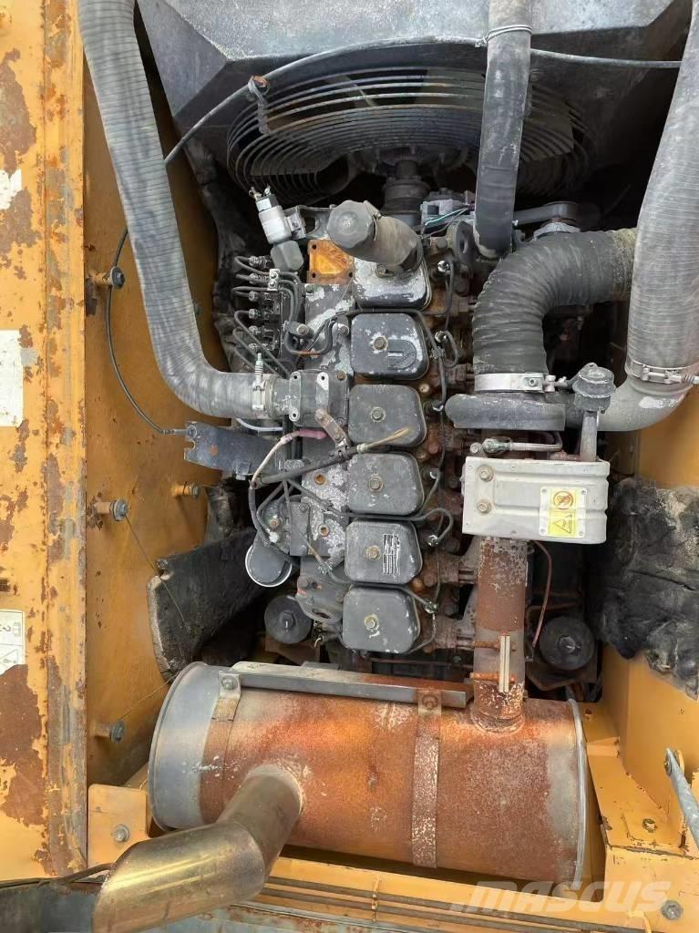 Hyundai 210W-9 Колёсные экскаваторы