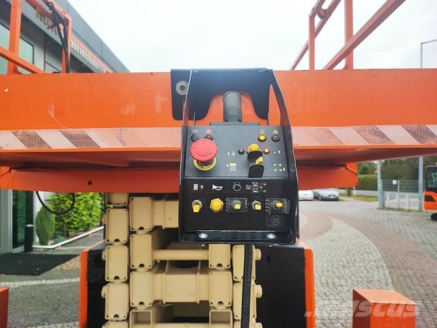 JLG 530LRT Ножничные подъемники
