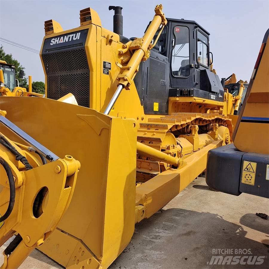 Shantui SD 32 Гусеничные бульдозеры