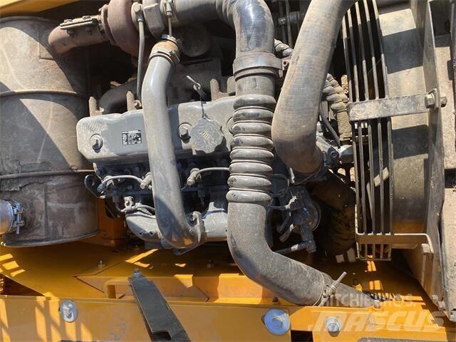 Sany SY135C Колёсные экскаваторы