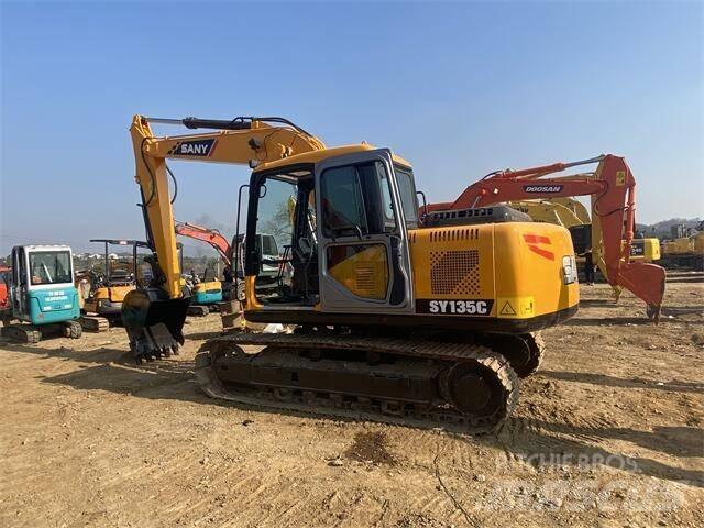 Sany SY135C Колёсные экскаваторы