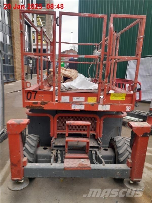 SkyJack 6832 RT Ножничные подъемники