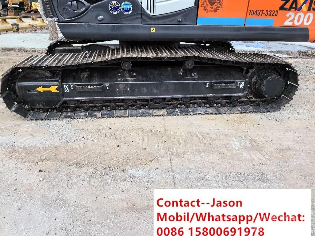 Hitachi ZX 200 Гусеничные экскаваторы