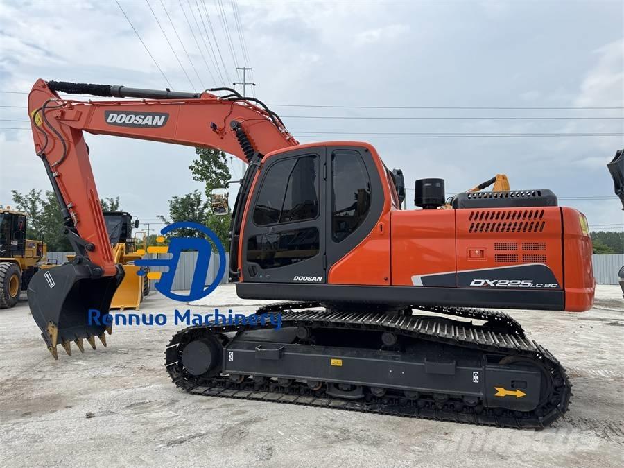 Doosan DX 225 LC-9C Гусеничные экскаваторы